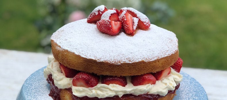 Almond Victoria Sponge Recipe