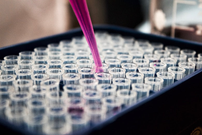 UKAS-accredited laboratory. ISO compliant.